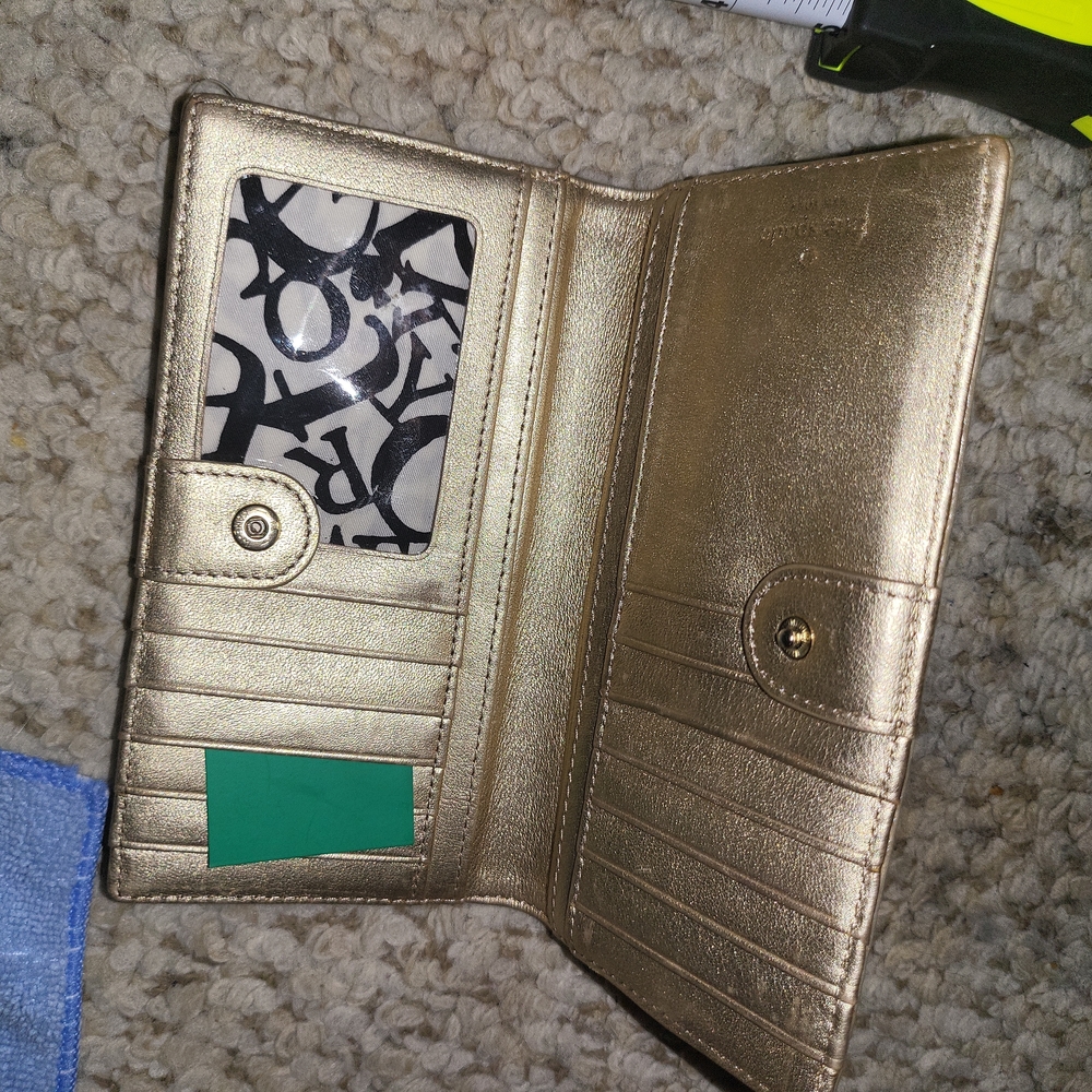 My wallet - Picture 2 of 4